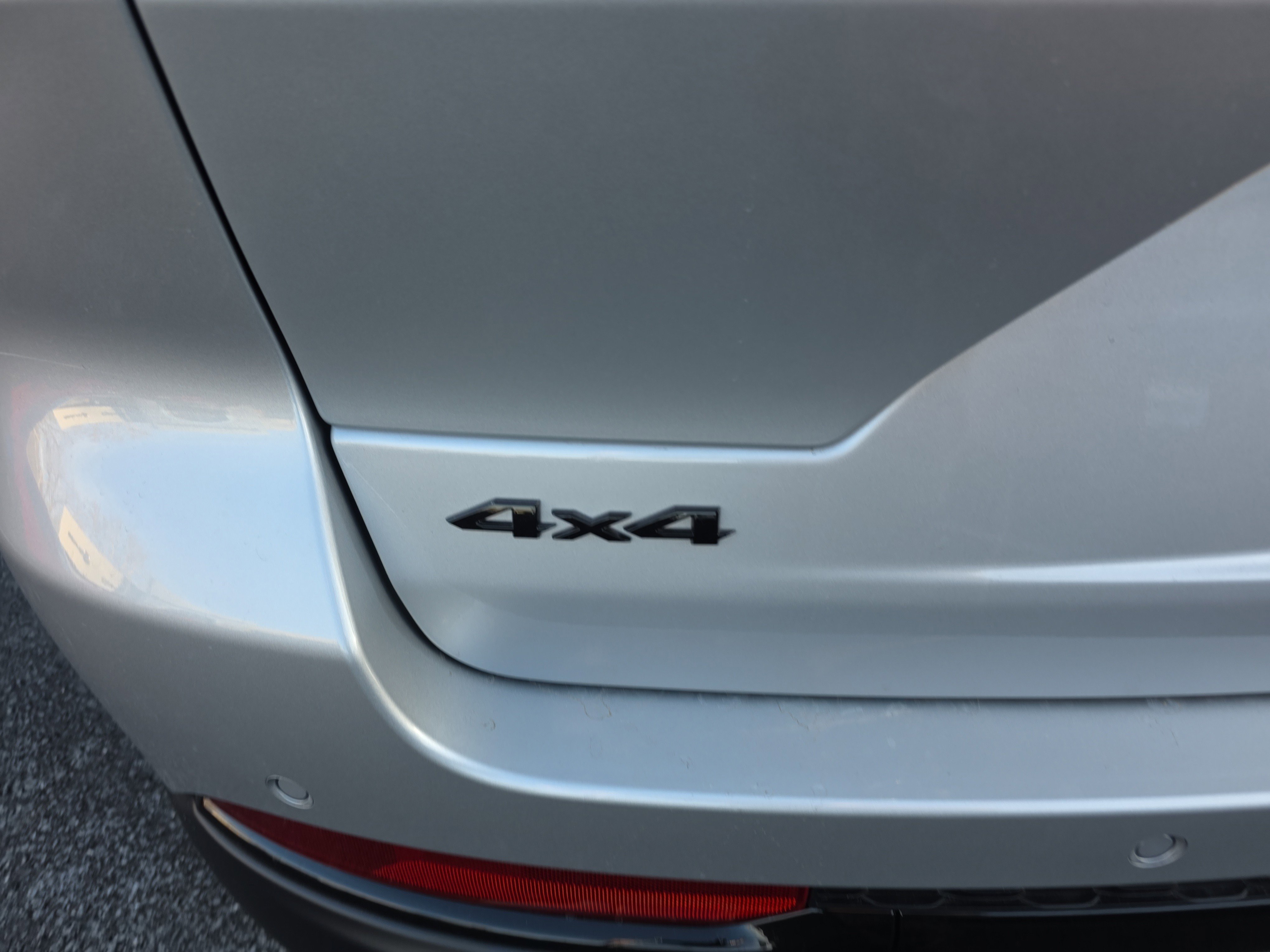 New 2025 Jeep Grand Cherokee Altitude image 30