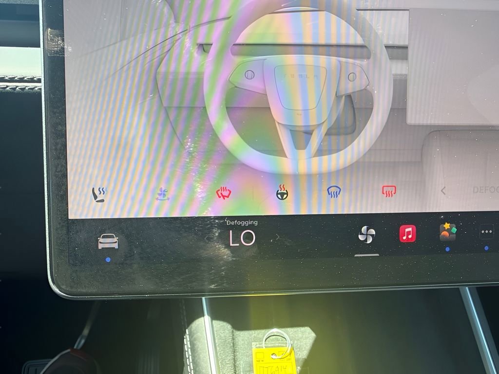 Used 2026 Tesla Model Y Long Range AWD/4WD image 23