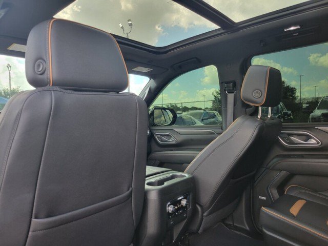 Used 2023 GMC Yukon XL AT4 w/ AT4 Premium Package AWD/4WD image 27