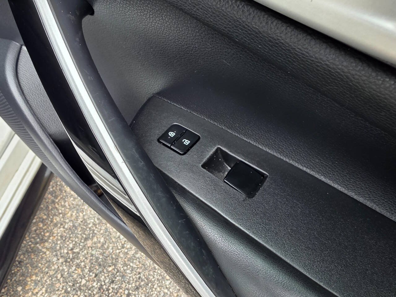 Used 2023 Toyota Corolla XSE FWD image 30