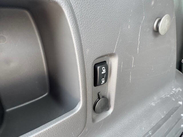 Used 2012 Ford Edge SEL image 23