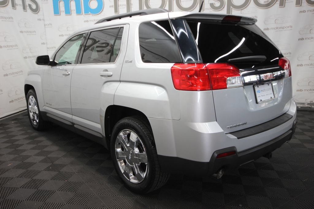 Used 2011 GMC Terrain SLE w/ Convenience Package FWD image 4