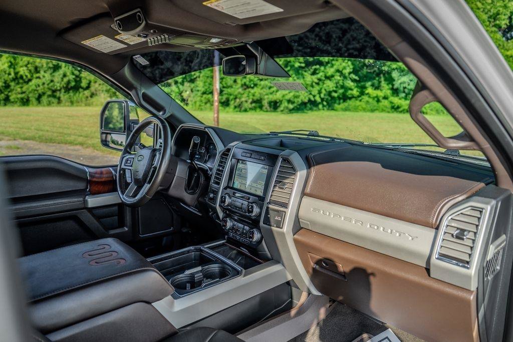 Used 2017 Ford F350 King Ranch w/ Chrome Package AWD/4WD image 23