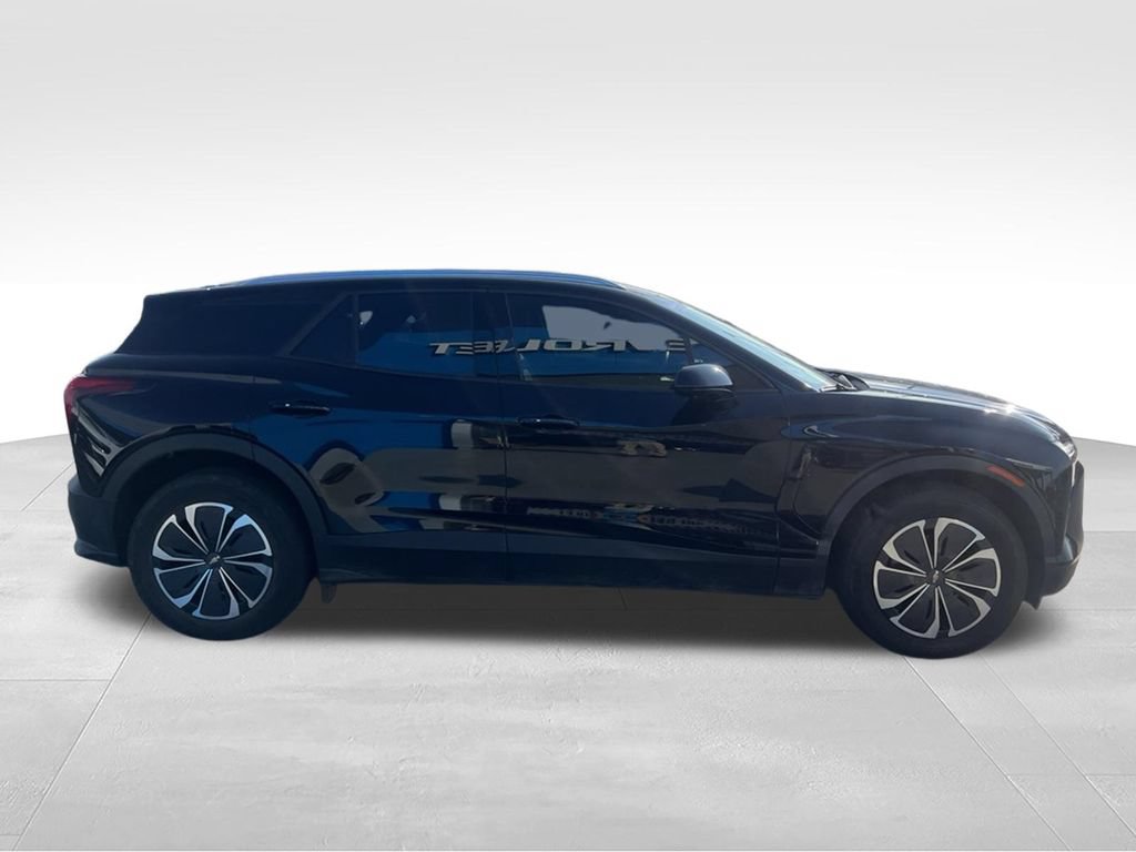 Used 2024 Chevrolet Blazer EV LT AWD/4WD image 14