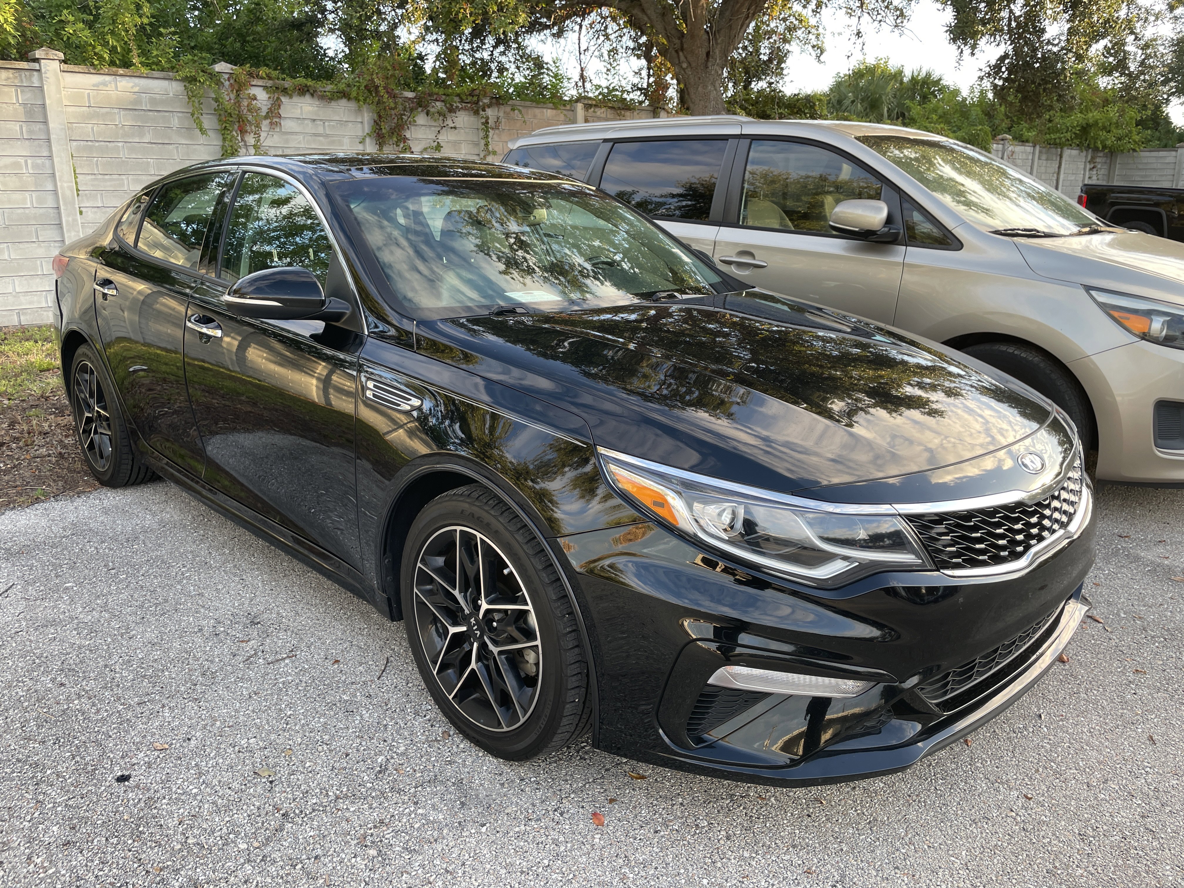 Certified 2020 Kia Optima SE image 3