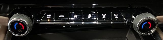 Used 2025 Chevrolet Tahoe High Country AWD/4WD image 38