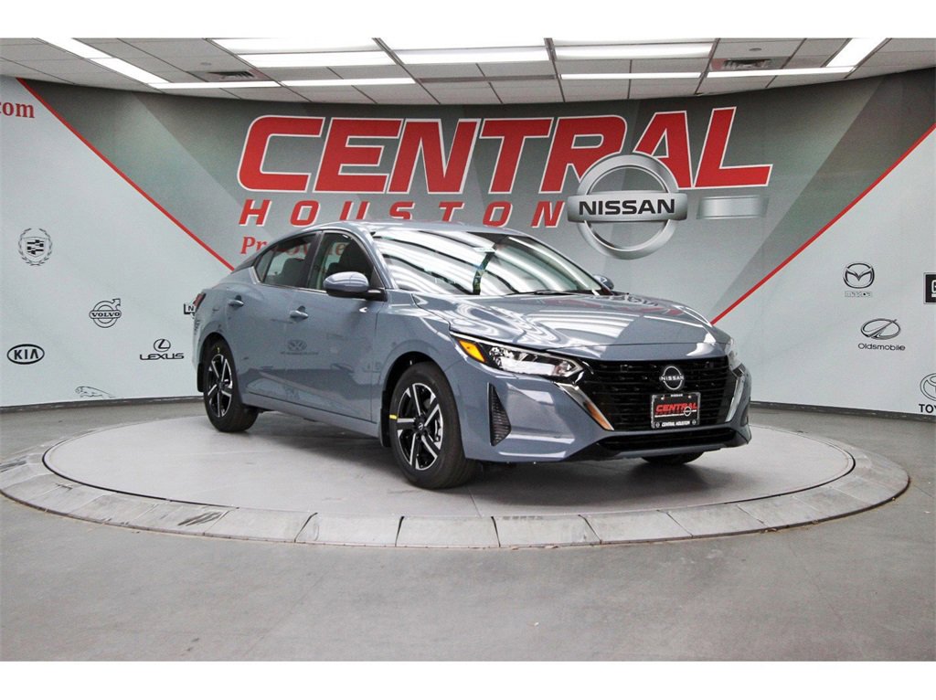 New 2025 Nissan Sentra SV image 1