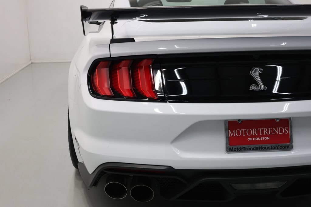 Used 2022 Ford Mustang Shelby GT500 w/ Carbon Fiber Track Pack RWD image 64