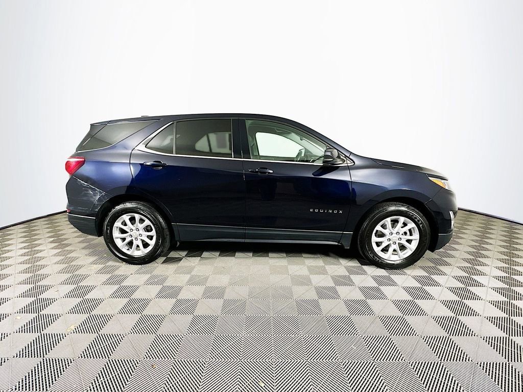 Used 2020 Chevrolet Equinox LT w/ LPO, Floor Liner Package image 11