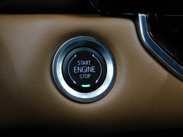 Used 2024 GMC Canyon AT4 w/ AT4 Premium Package image 36