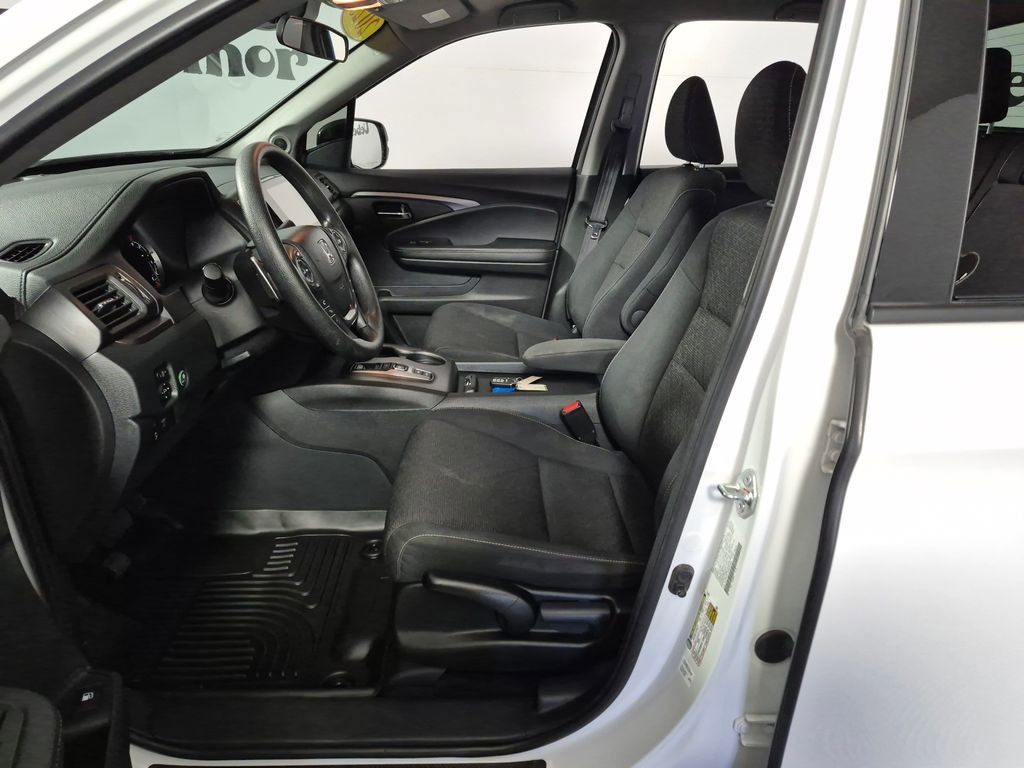 Used 2023 Honda Ridgeline Sport image 9