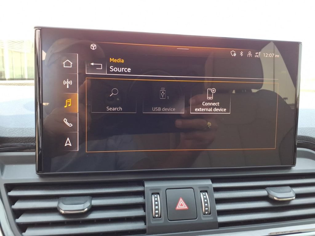 Certified 2024 Audi Q5 2.0T Premium Plus AWD/4WD image 17