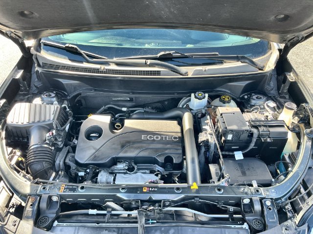 Used 2018 Chevrolet Equinox LT FWD image 20