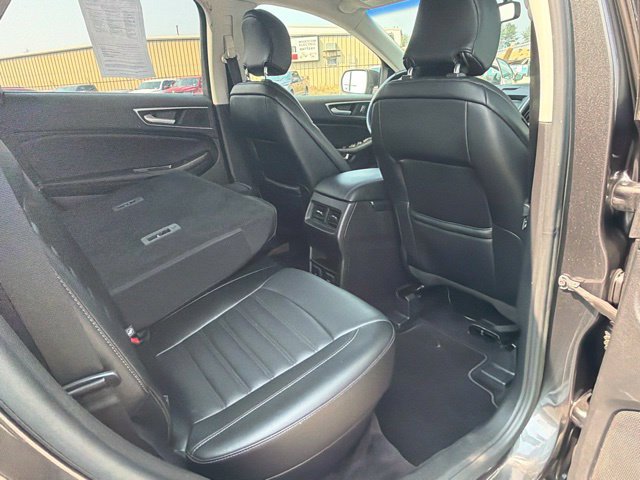 Used 2016 Ford Edge SEL w/ Equipment Group 201A AWD/4WD image 11