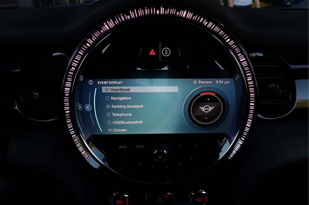 Used 2023 MINI Cooper SE image 30