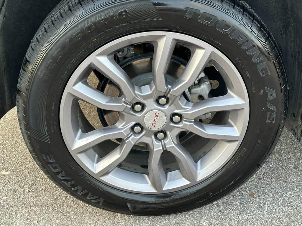 Used 2024 GMC Terrain SLT image 6