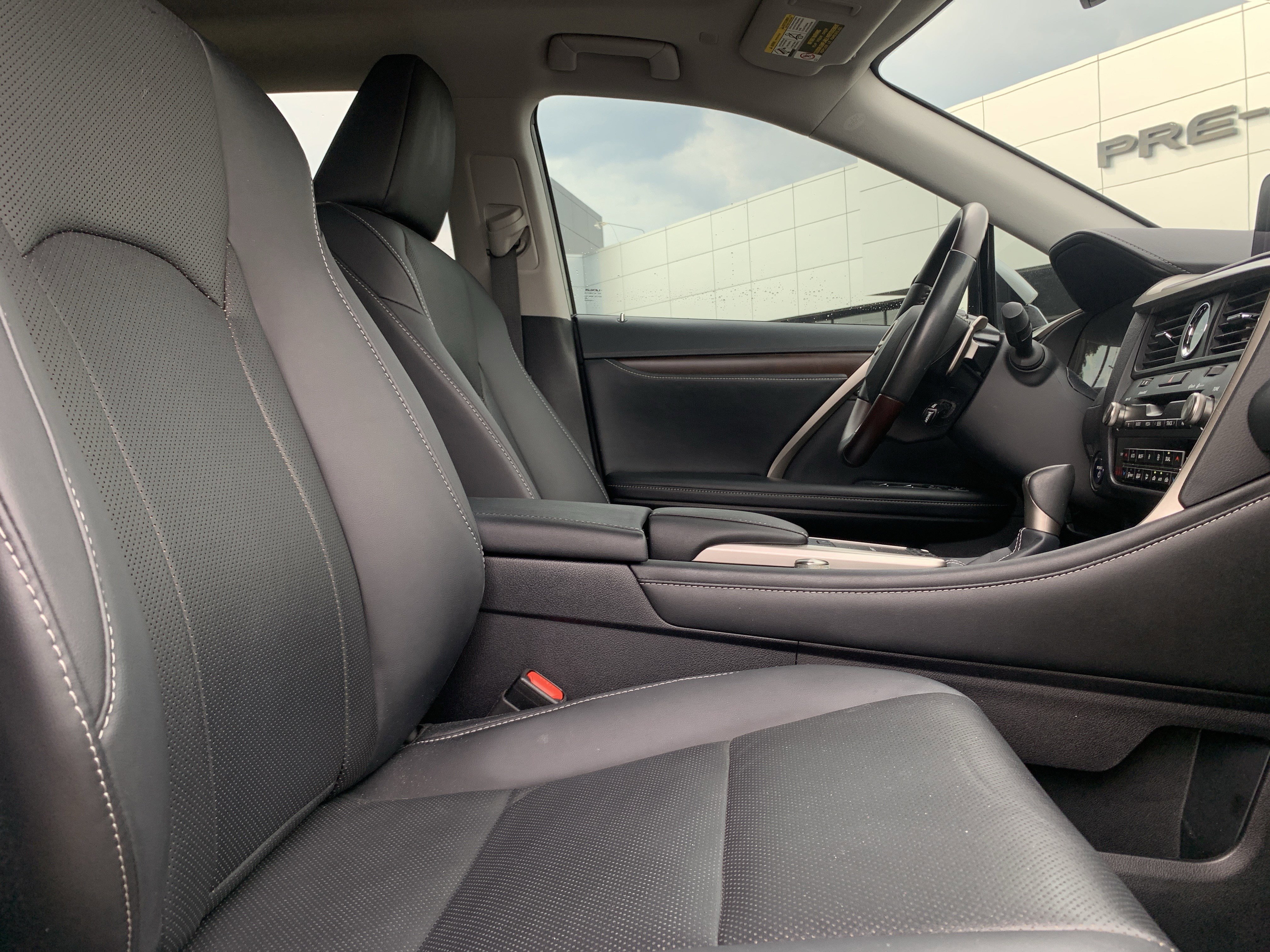 Used 2022 Lexus RX 450h AWD w/ Premium Package image 35