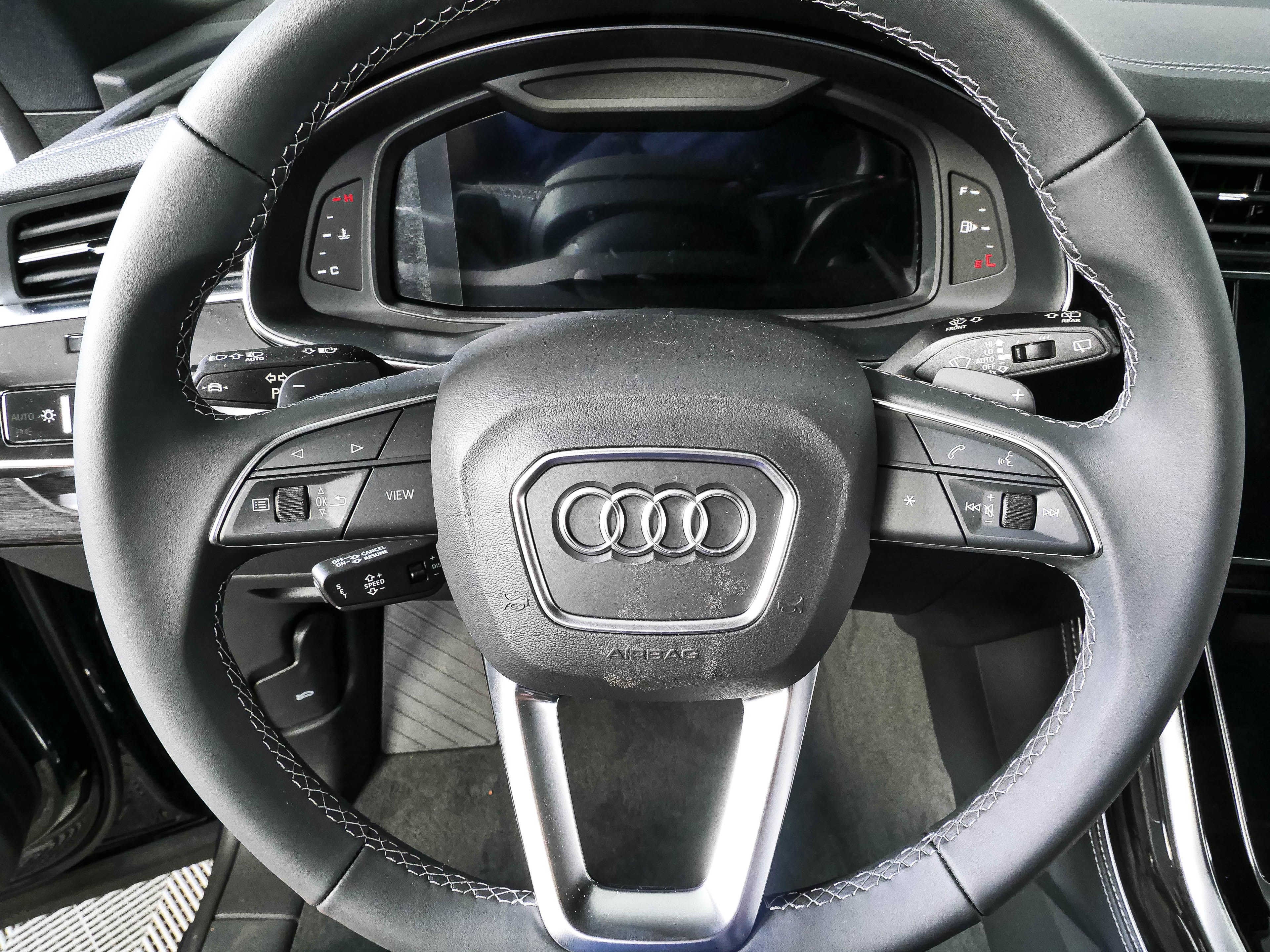 New 2026 Audi Q8 Premium Plus w/ Premium Plus Package AWD/4WD image 10