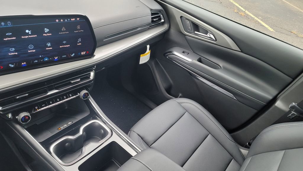 New 2026 Chevrolet Traverse LT w/ Driver Confidence Package image 23