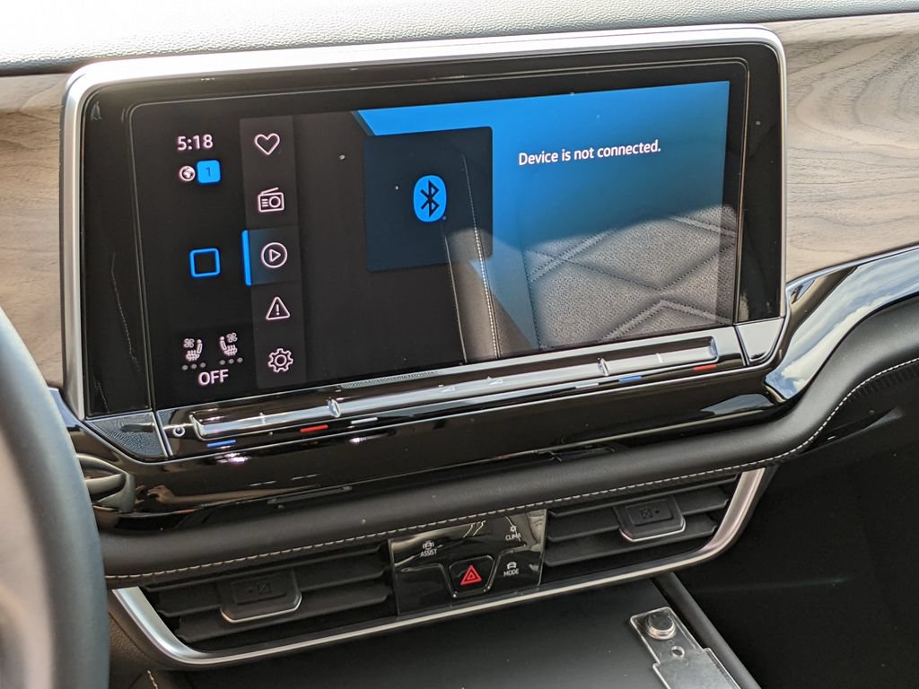 Certified 2024 Volkswagen Atlas SE FWD image 15