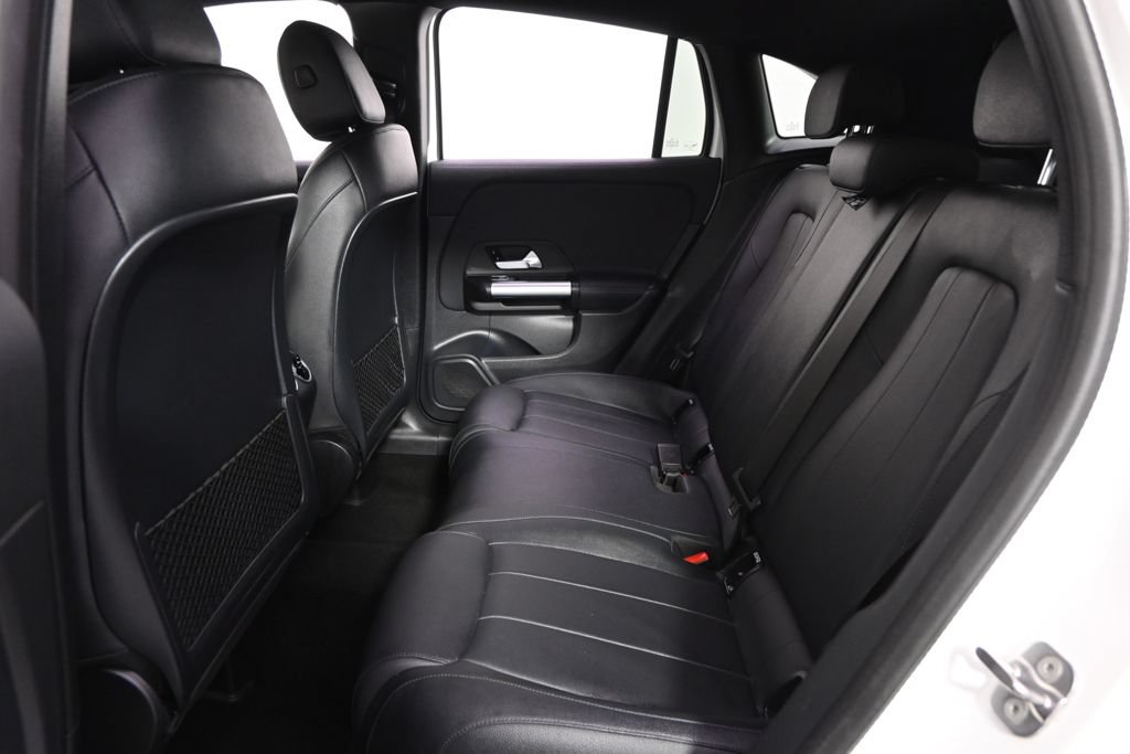 Used 2025 Mercedes-Benz GLA 250 4MATIC image 22