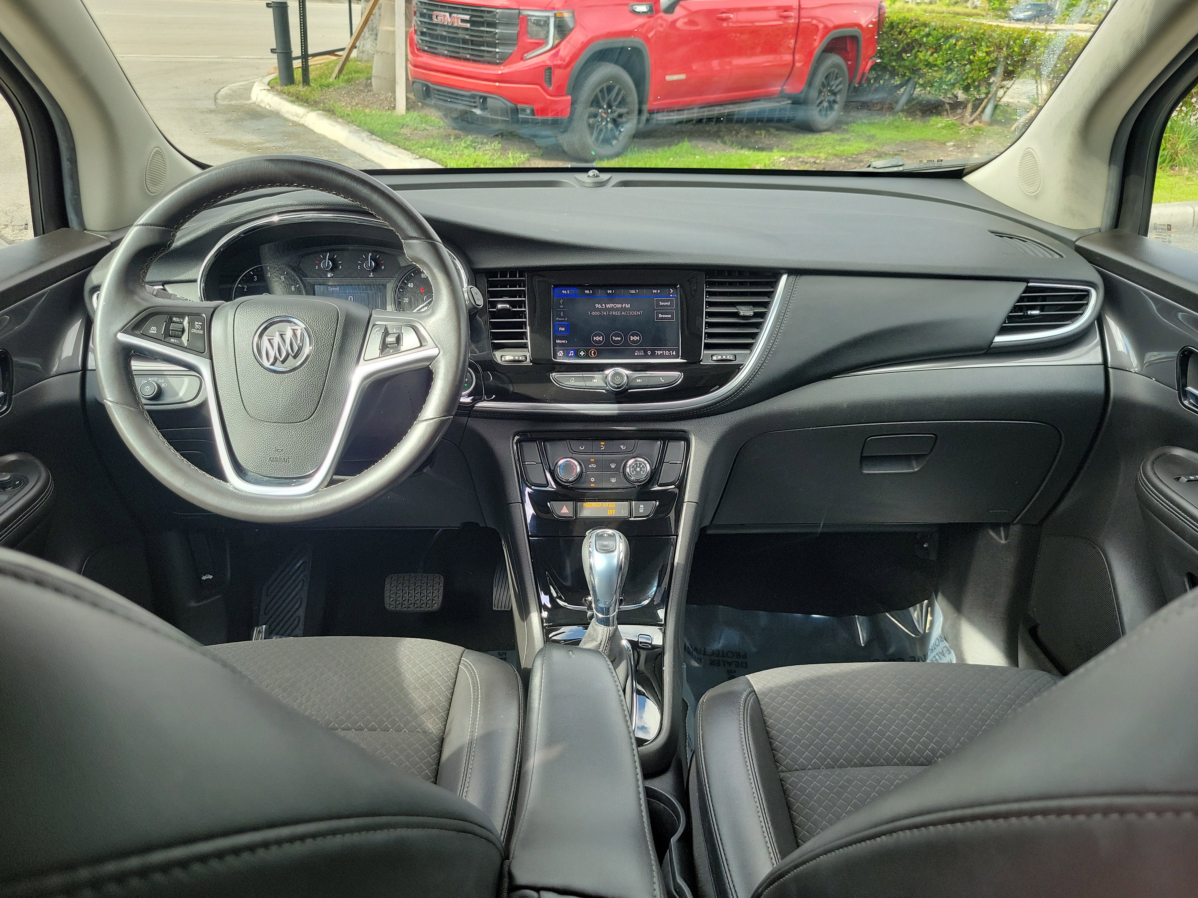 Used 2022 Buick Encore Preferred w/ Safety Package FWD image 16