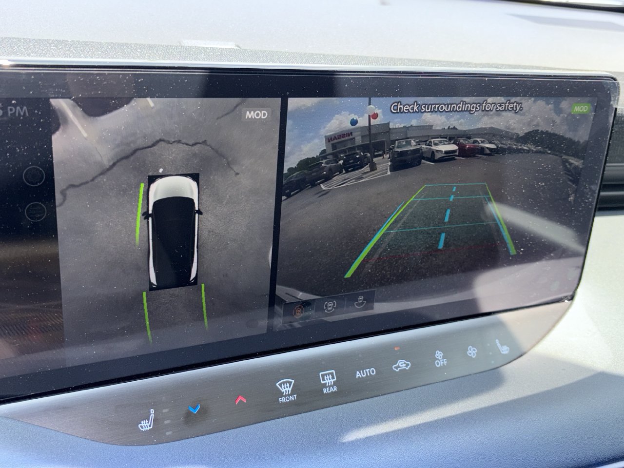 New 2026 Nissan Leaf Platinum+ FWD image 10