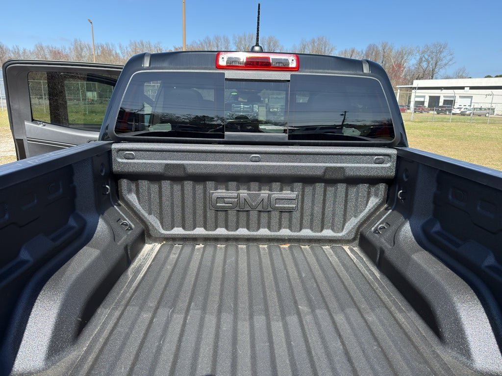 New 2026 GMC Canyon Elevation w/ Convenience Package image 27