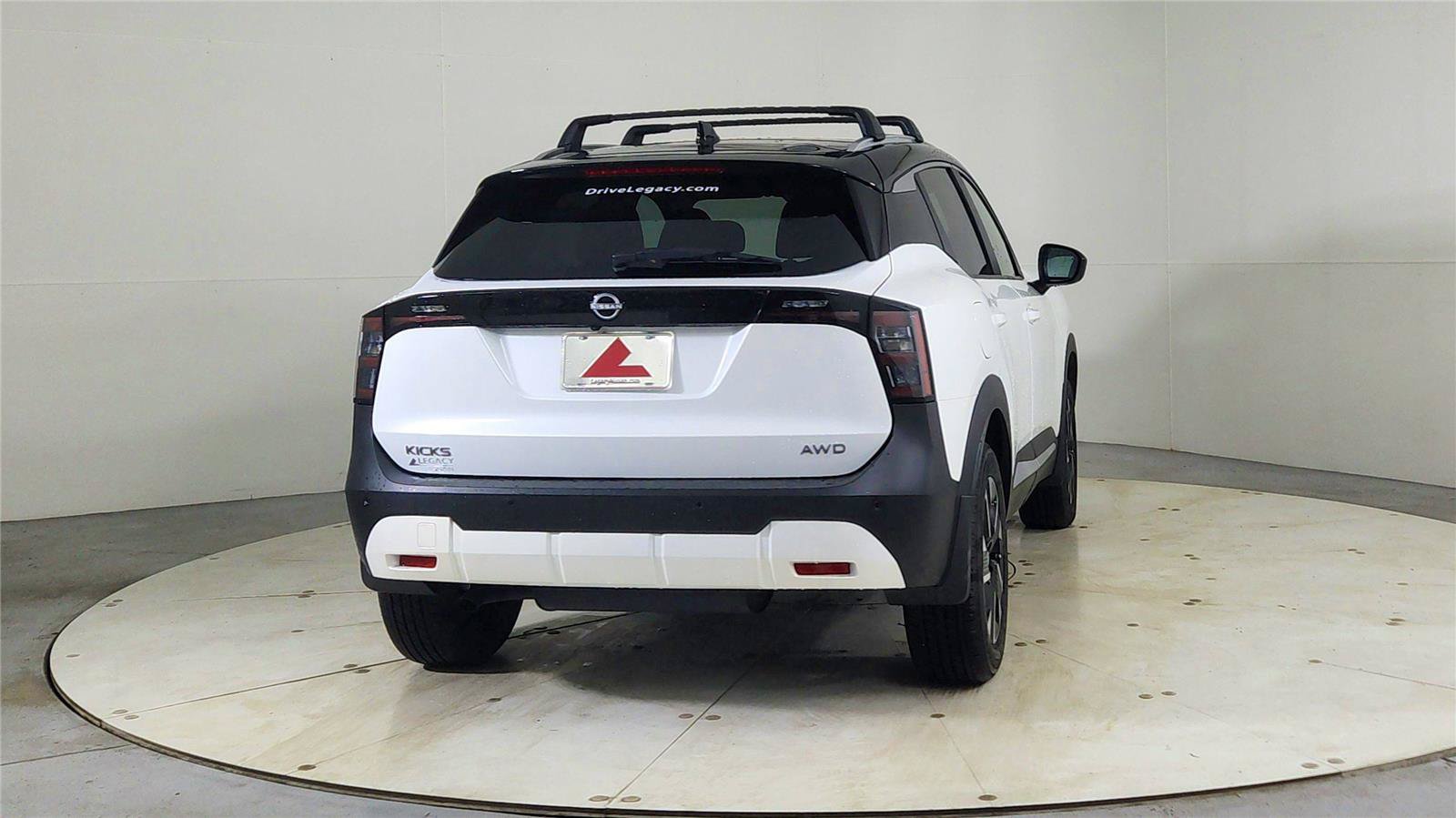 New 2026 Nissan Kicks SV w/ Cold Weather Package AWD/4WD image 6
