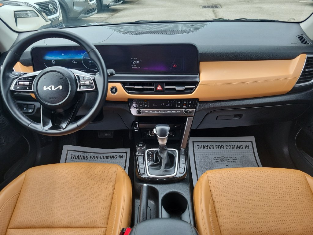 Used 2024 Kia Seltos EX AWD/4WD image 15