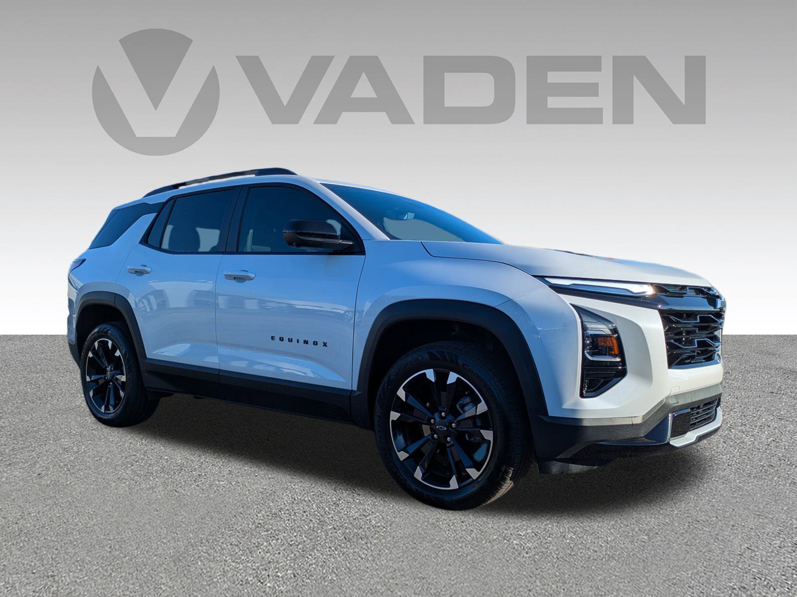 New 2026 Chevrolet Equinox RS w/ Convenience Package III image 3