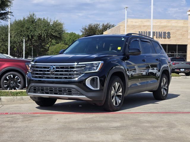 Used 2025 Volkswagen Atlas SE FWD image 3