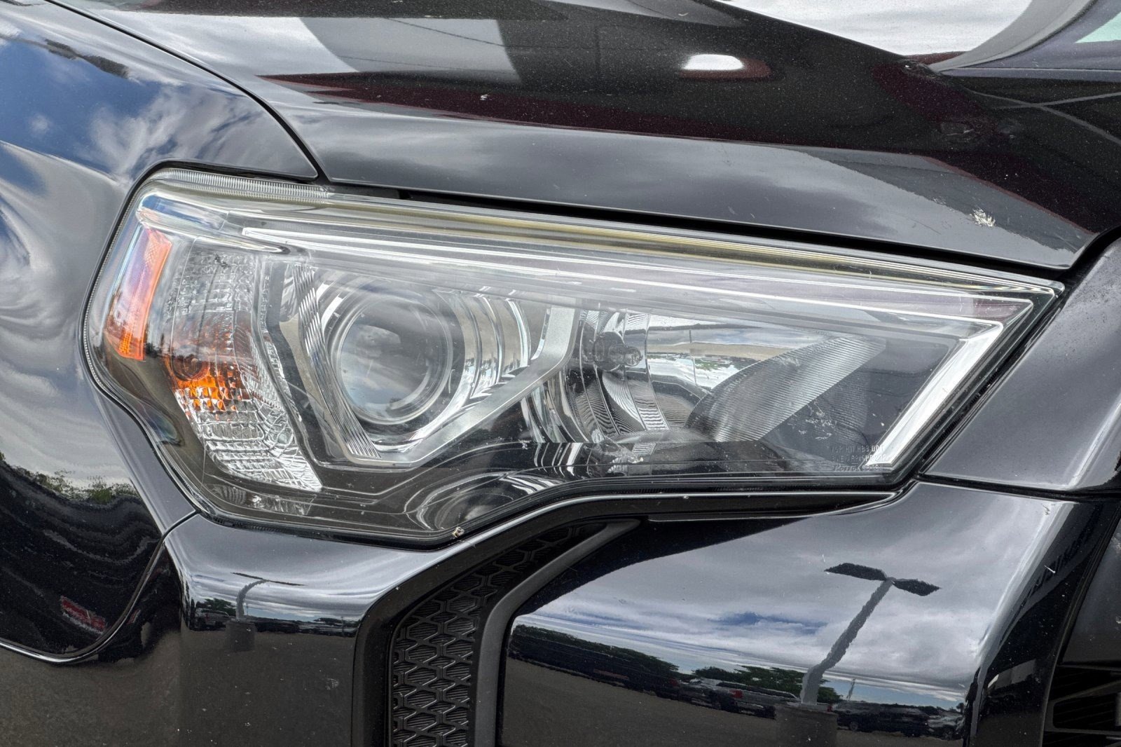 Used 2020 Toyota 4Runner TRD Off-Road AWD/4WD image 10