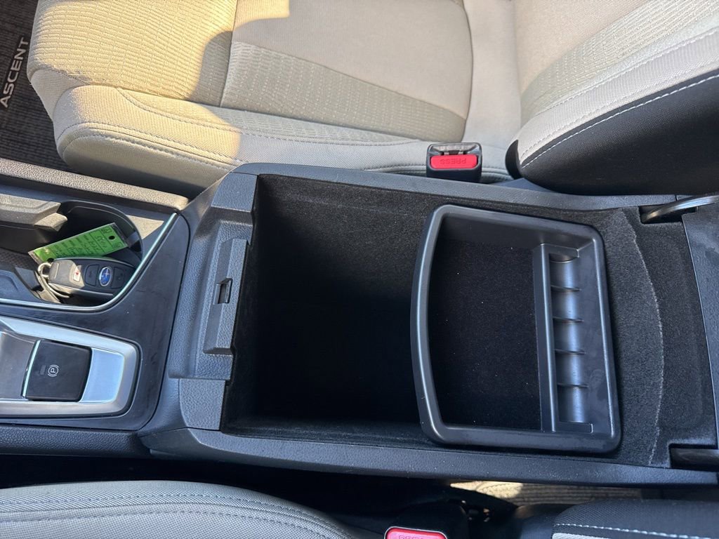 Used 2024 Subaru Ascent Premium w/ Convenience Package image 28