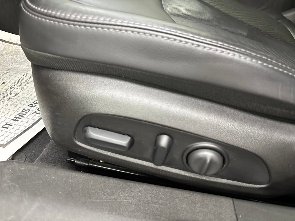 Used 2018 Buick LaCrosse Essence w/ Sun and Shade Package FWD image 20