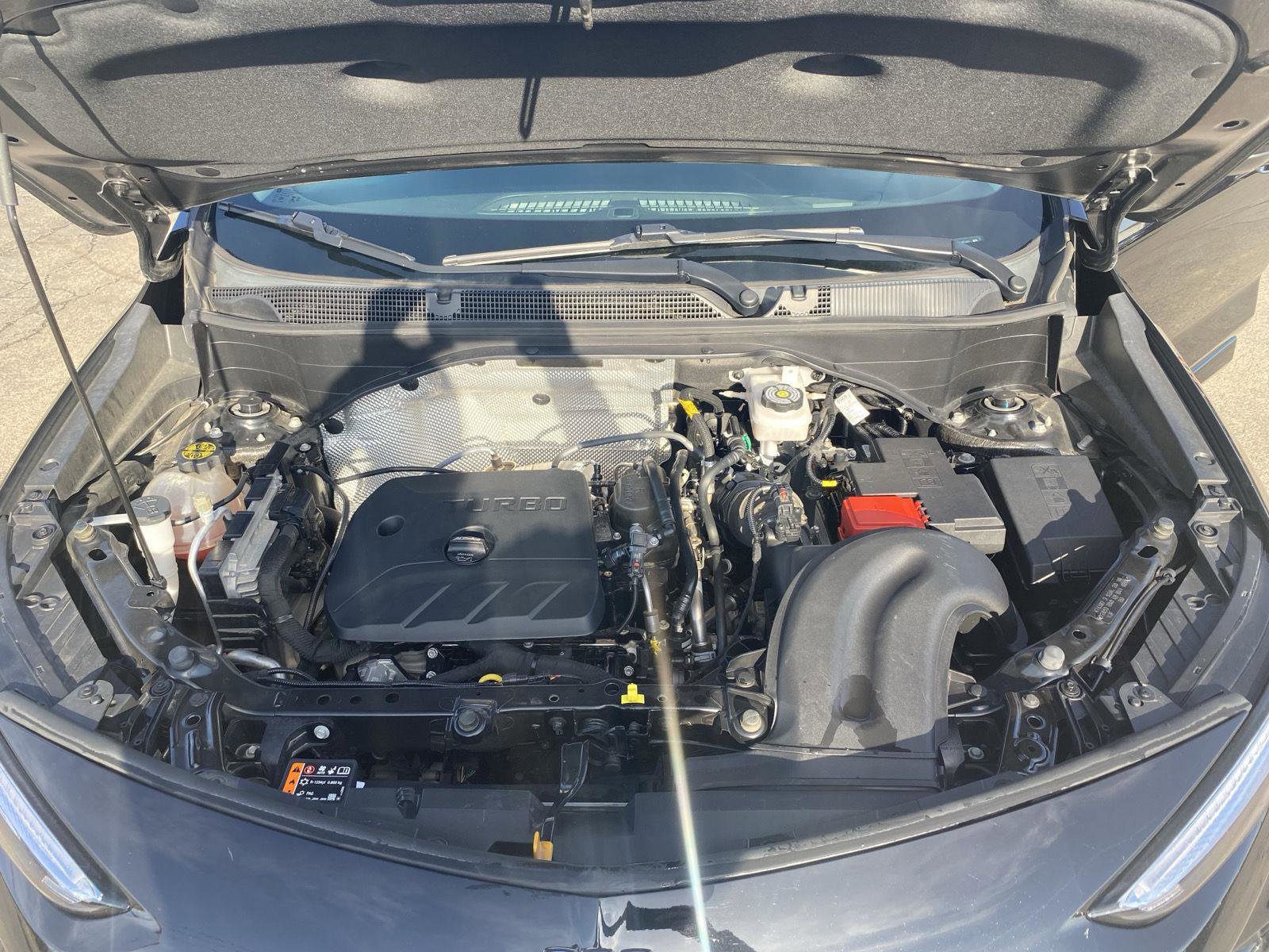 Used 2024 Buick Encore GX Sport Touring image 37