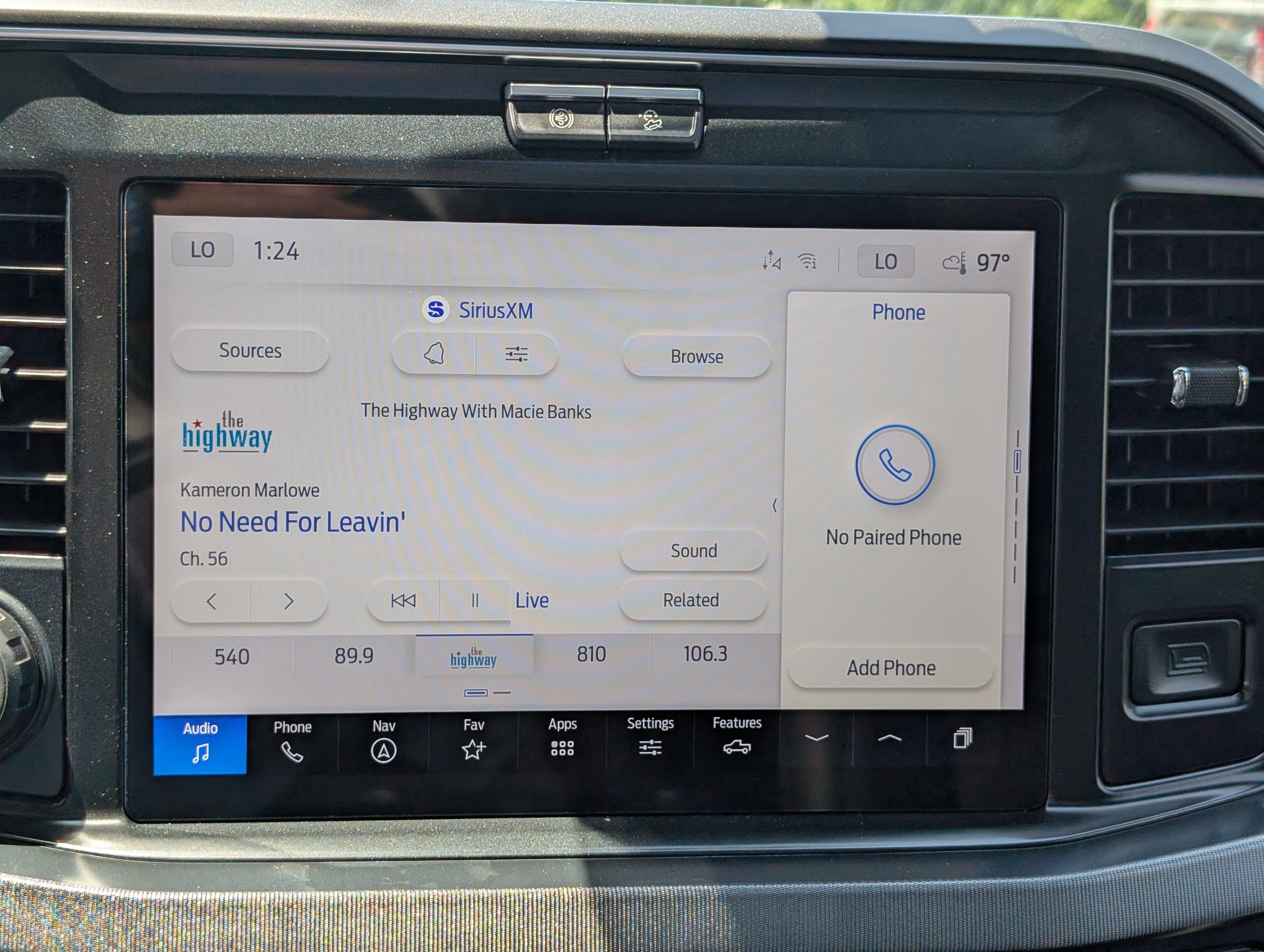 New 2026 Ford F250 Platinum w/ Tremor Off-Road Package AWD/4WD image 24