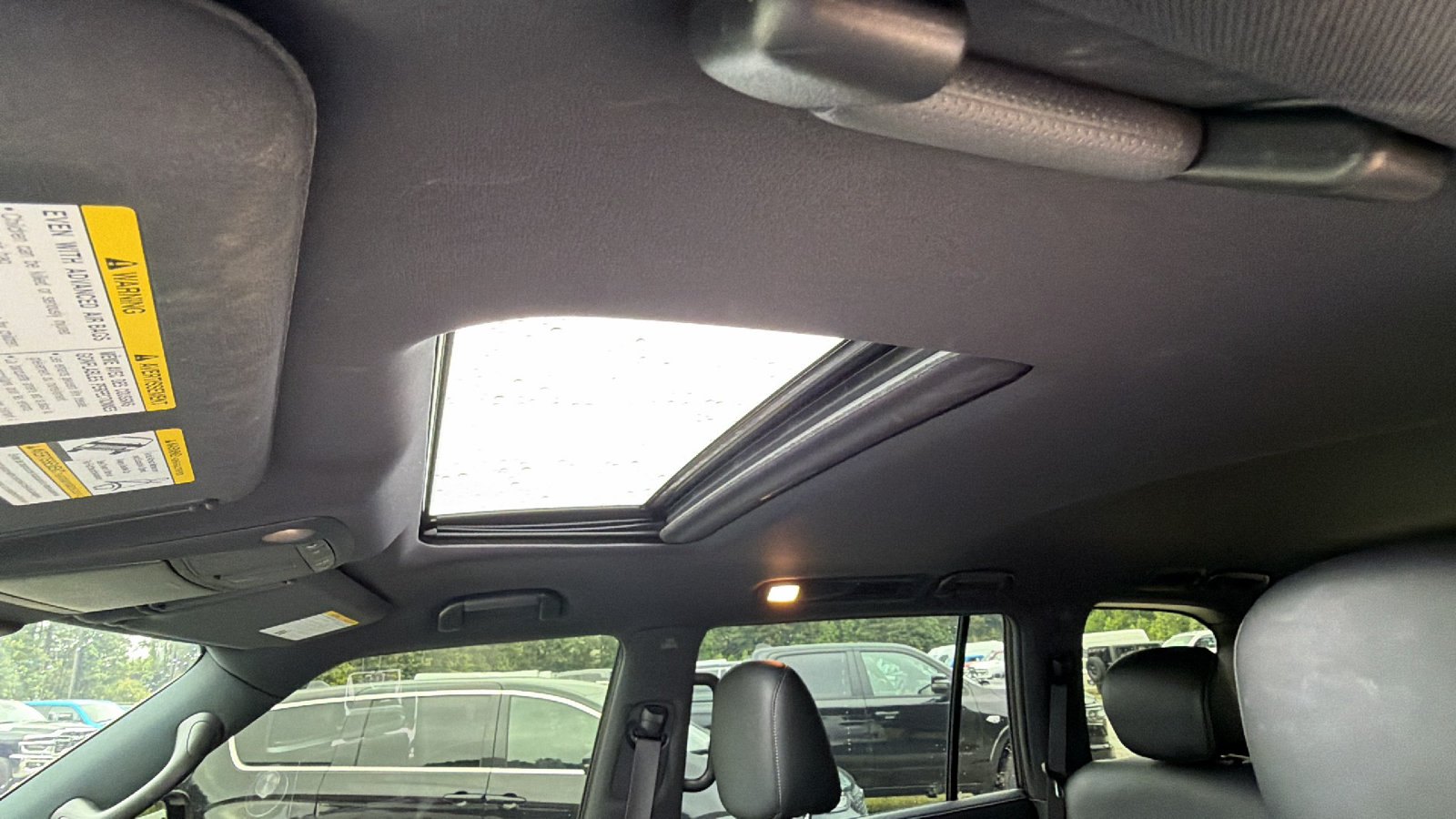 Used 2024 INFINITI QX80 Sensory AWD/4WD image 17