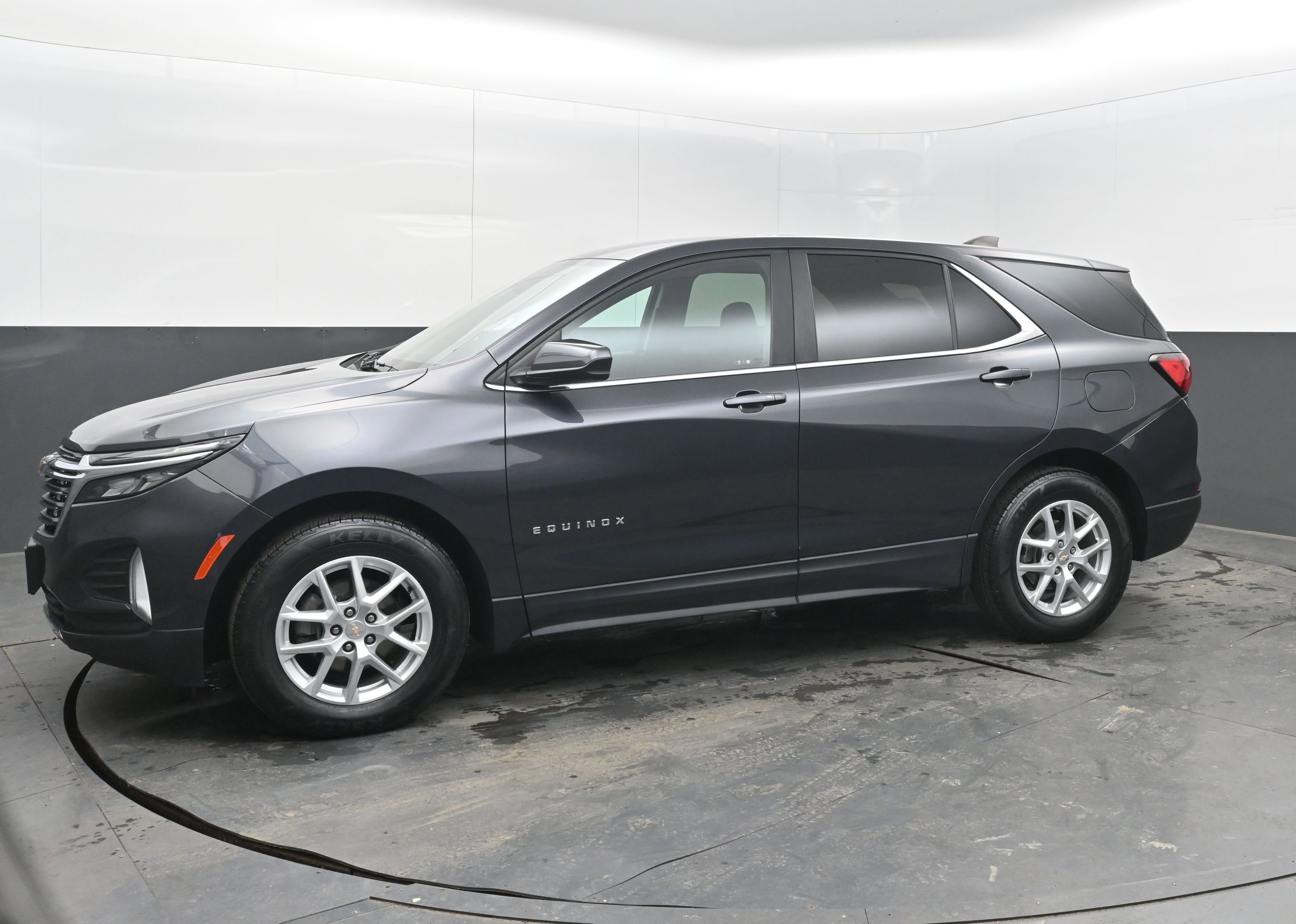 Used 2023 Chevrolet Equinox LT image 5