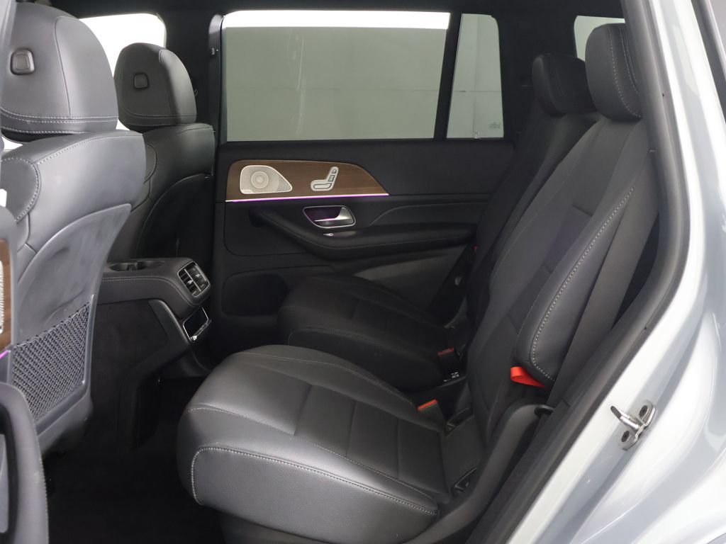 Used 2025 Mercedes-Benz GLS 450 4MATIC w/ AMG Line Exterior image 34