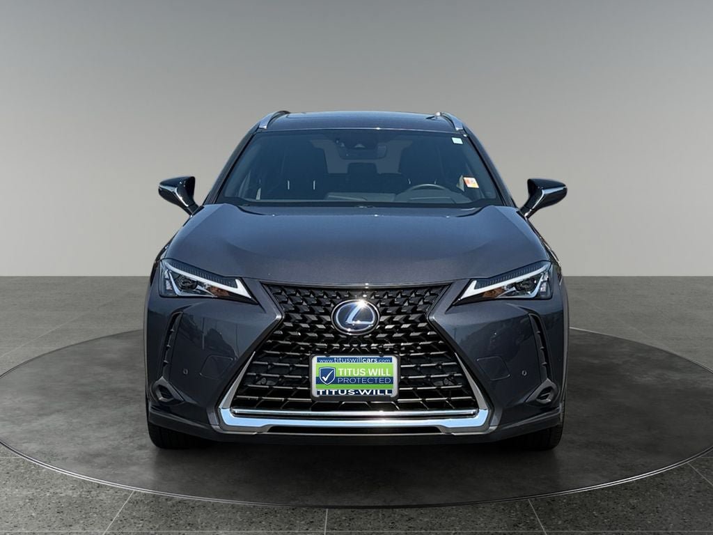 Used 2022 Lexus UX 250h w/ Premium Package AWD/4WD image 2