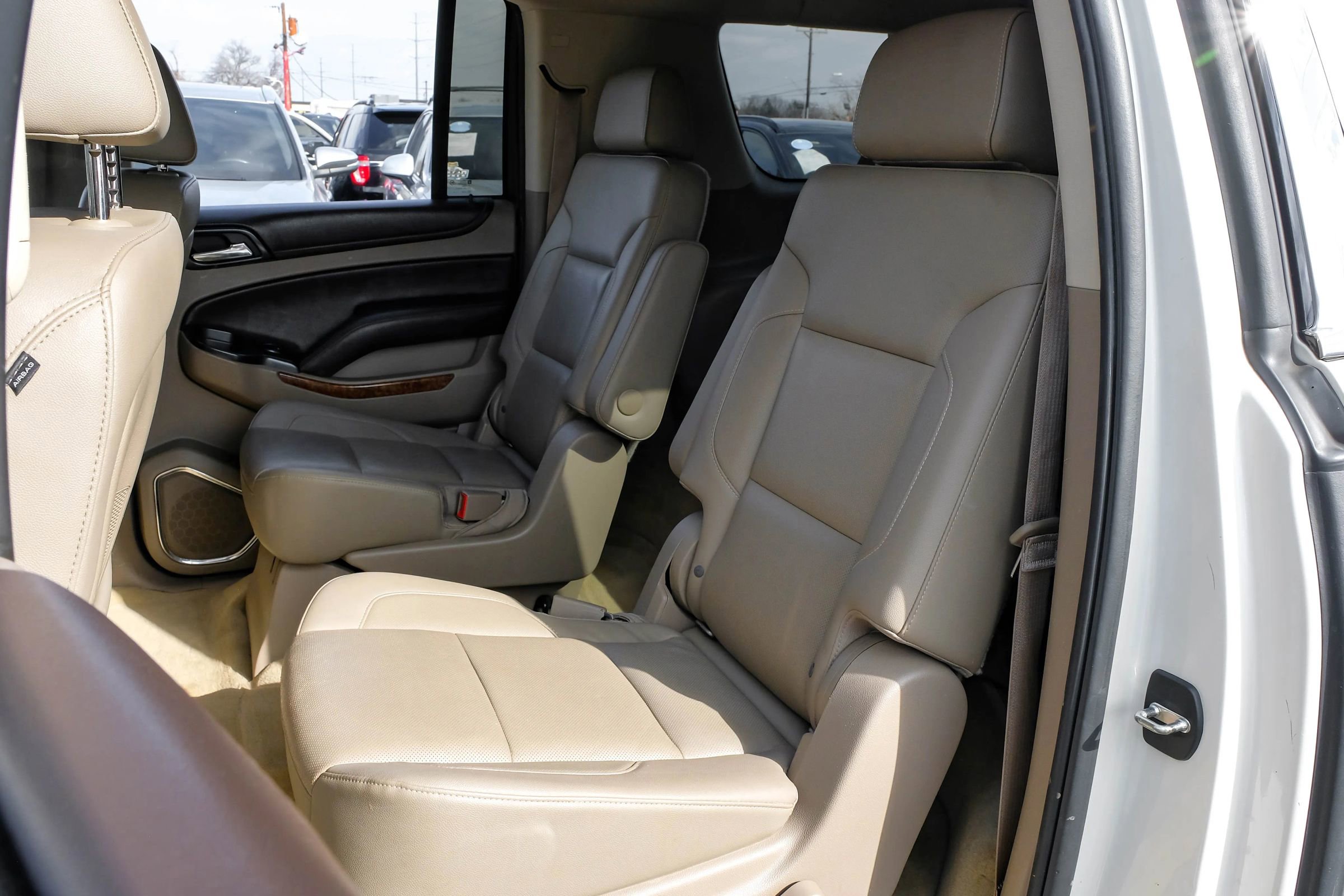 Used 2015 Chevrolet Suburban LTZ image 48
