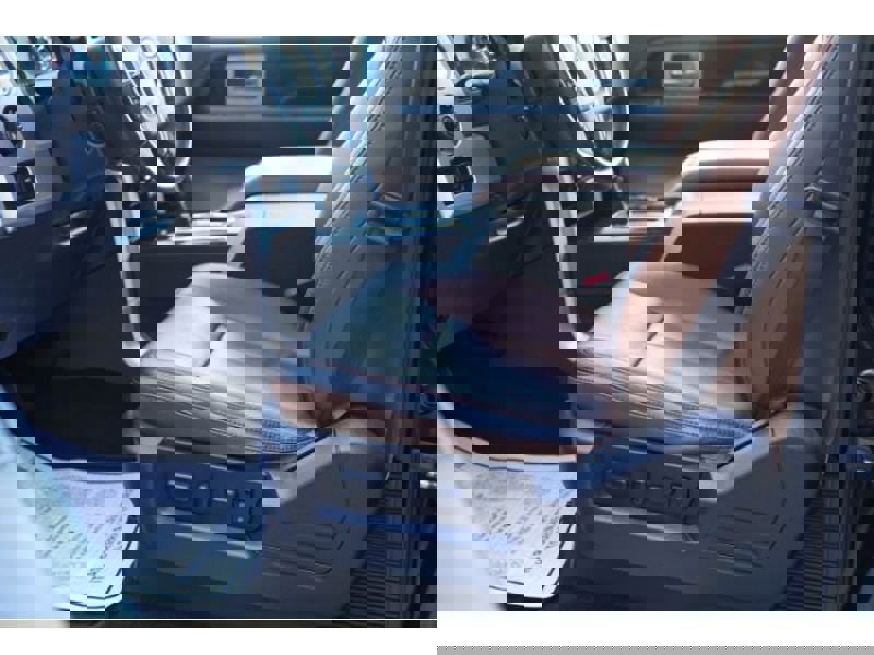 Used 2013 Ford F150 Platinum w/ Max Trailer Tow Pkg image 20