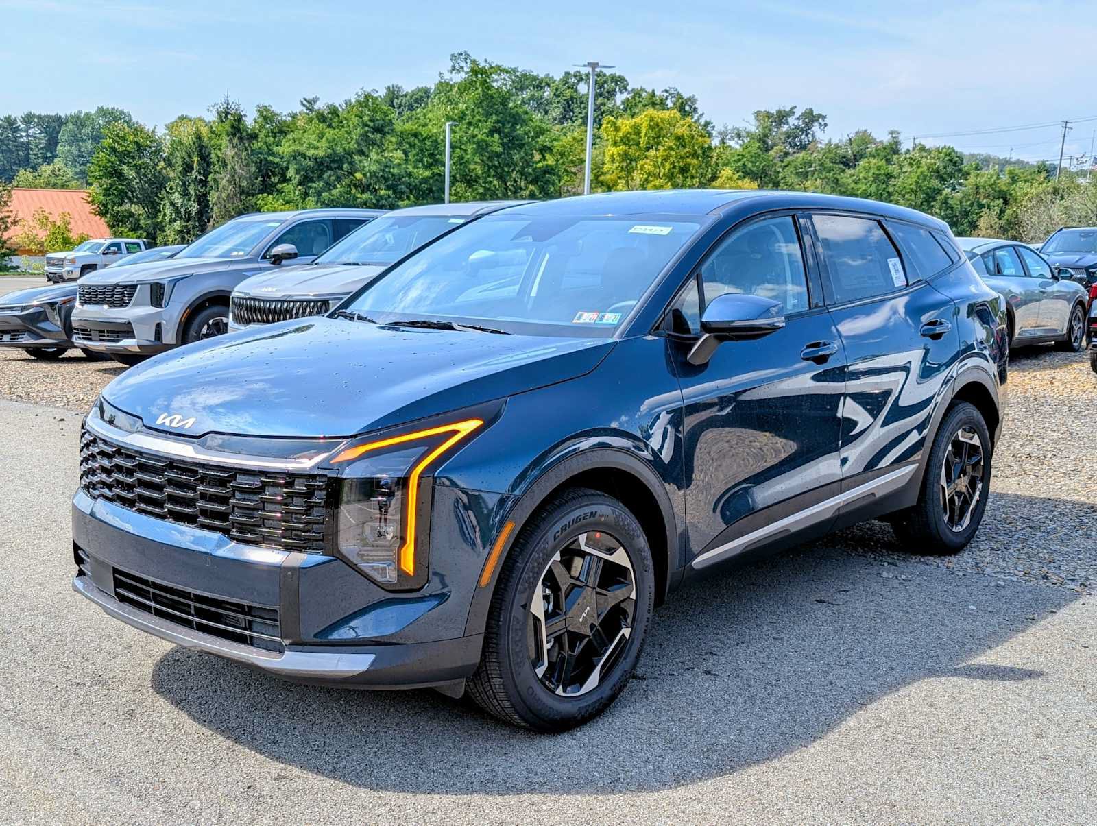 New 2027 Kia Sportage S