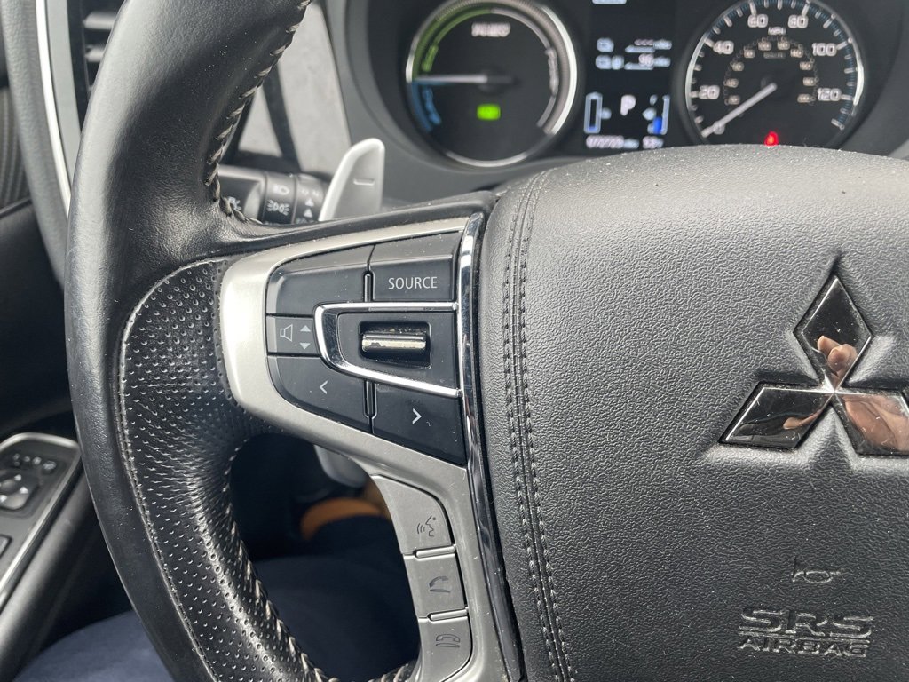 Used 2020 Mitsubishi Outlander SEL image 30