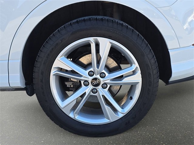 Used 2023 Audi Q3 2.0T Premium Plus w/ Premium Plus Package image 37