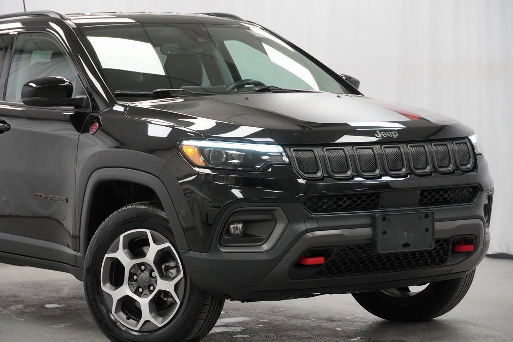 Certified 2022 Jeep Compass Trailhawk w/ Trailhawk Elite Group video 4