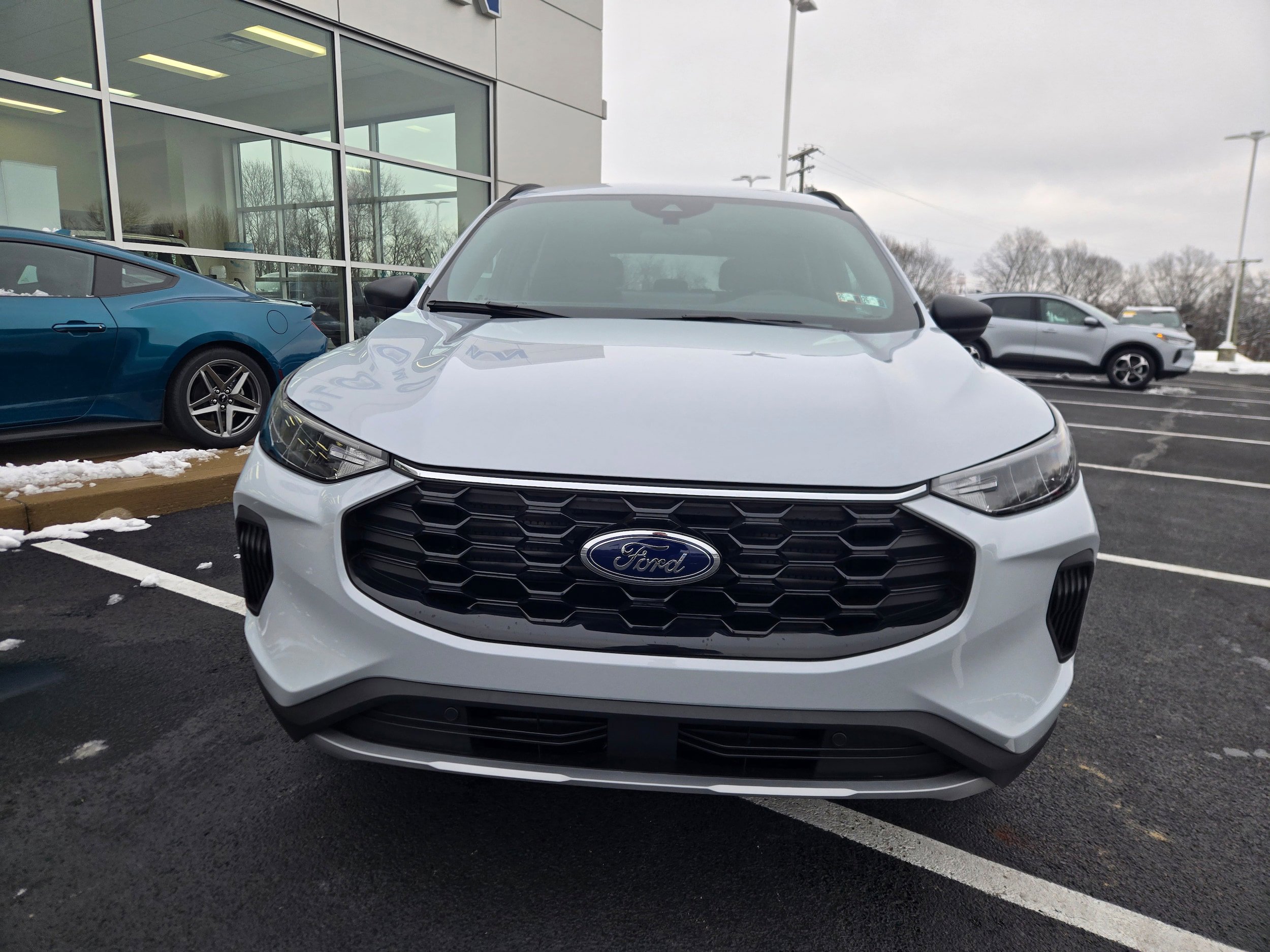 New 2026 Ford Escape ST-Line w/ Tech Pack #1 AWD/4WD image 2