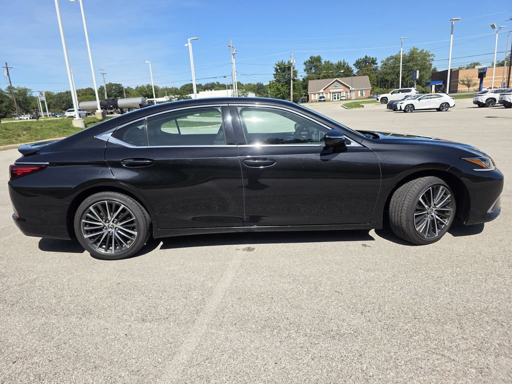 Used 2022 Lexus ES 350 w/ Premium Package FWD image 11