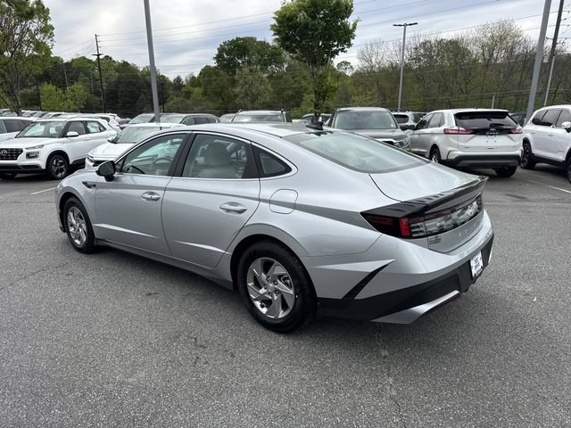 Used 2025 Hyundai Sonata SE FWD image 6